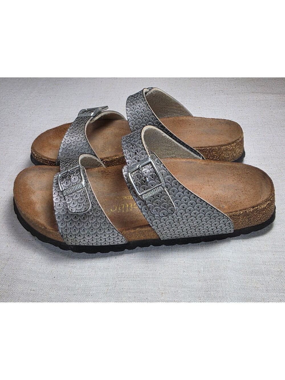 Birkenstock Papillio Sydney Sandals Womens 39 US 8 Narrow Silver Sequin Metallic